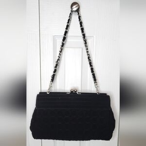 Vera Bradley Quilted Circle Black Textured Clutch with Removable Chain Strap